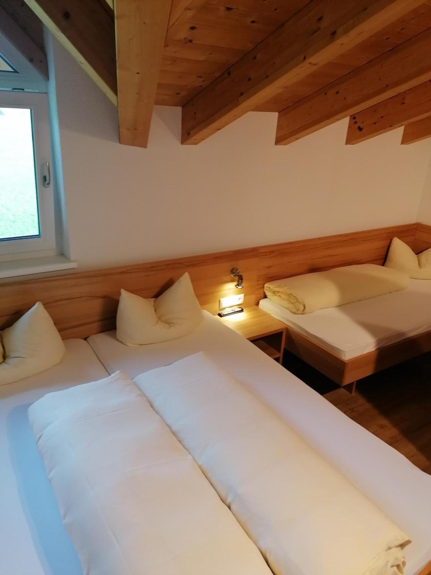 Apart Stella Alpina Pettneu am Arlberg Exteriör bild